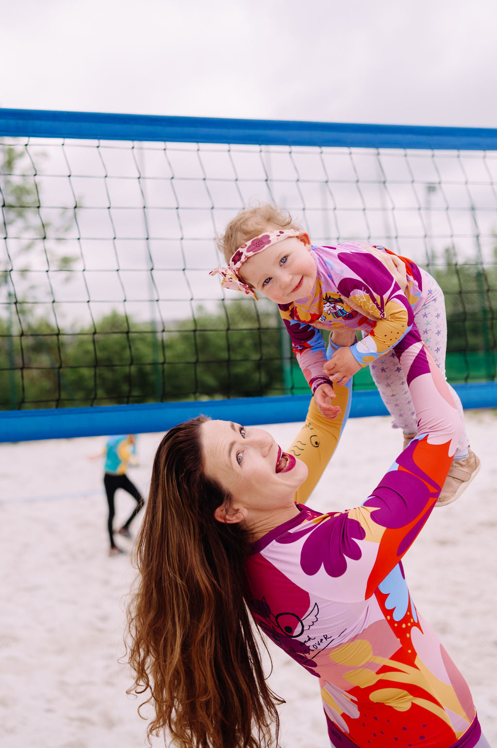 KOLEKCE 2026 - DĚTSKÉ OUTDOOR TRIKO S UPF 50+ - cukřík